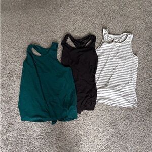 Set of 3 Old Navy Work Out Tops